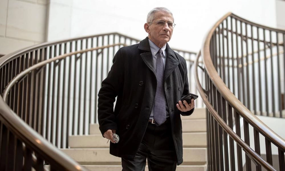 Φάουτσι: Τις επόμενες εβδομάδες θα εκτοξευτούν τα κρούσματα στις ΗΠΑ